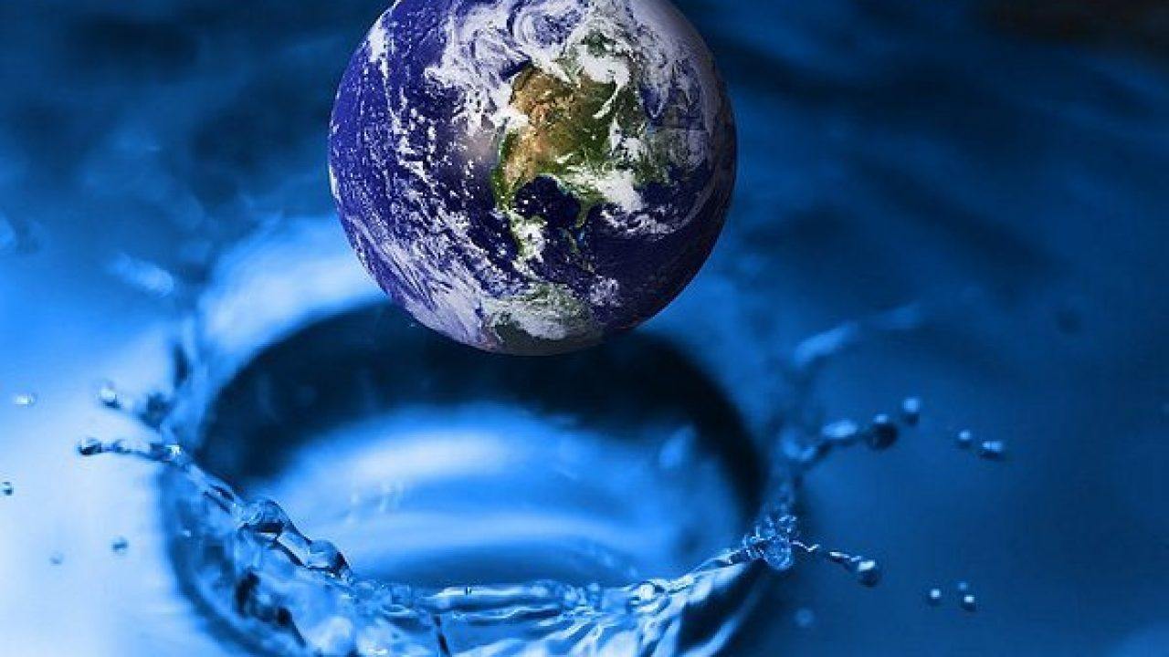 Земля ран. Water on Earth. Earth with Water. Water in the World. Water in Earth.