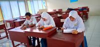 Garis - Kelas 12 - Kuis