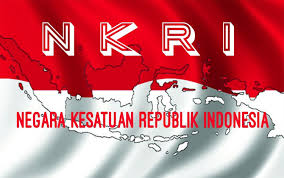 Dalam sidang 1 bpupki tiga orang yang mendapatkan kesempatan untuk mengemukakan pendapat mengenai dasar negara indonesia yang akan dibentuk adalah