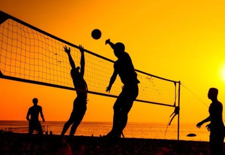 What is the Difference between Volleyball And Throwball?  