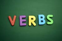 Descriptive Verbs - Grade 3 - Quizizz